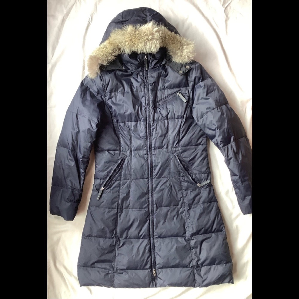 Calvin Klein women’s puffer, blue. Size Large